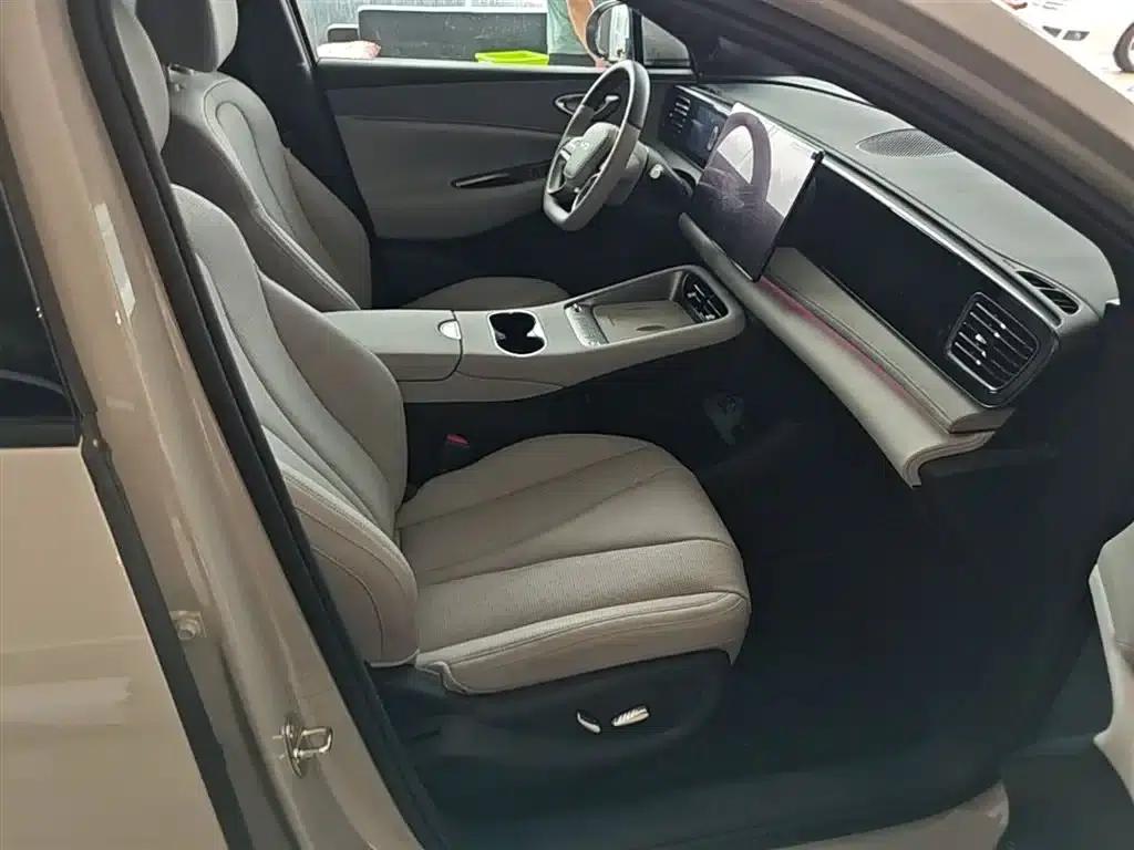 Hiace 06 2025 EV 605 Navigator Pro Edition — миниатюра 25