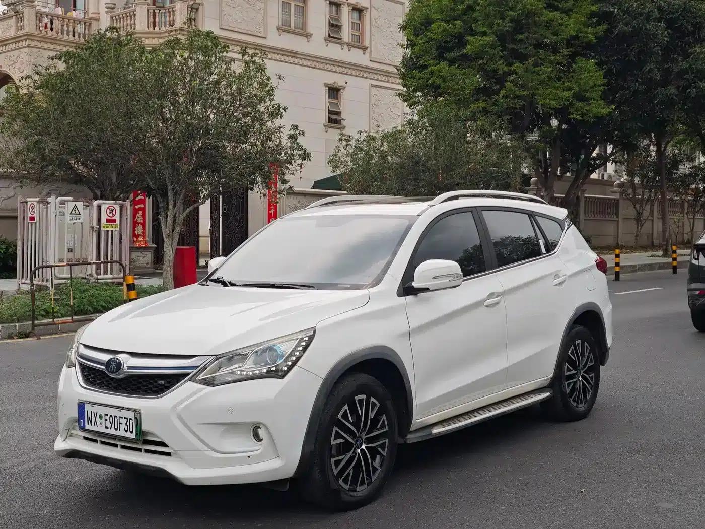 Song New Energy 2017 Song DM 1.5TID All-Wheel Drive Luxury Edition — миниатюра 1