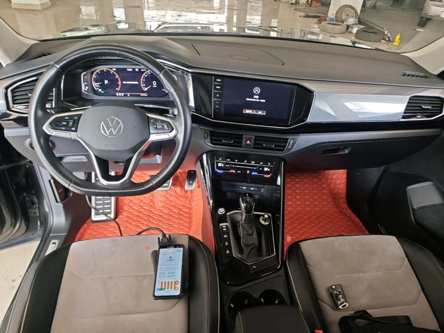 Volkswagen Tayron X 2020 330TSI Two-Wheel Drive Luxury Smart Connectivity Version — миниатюра 13