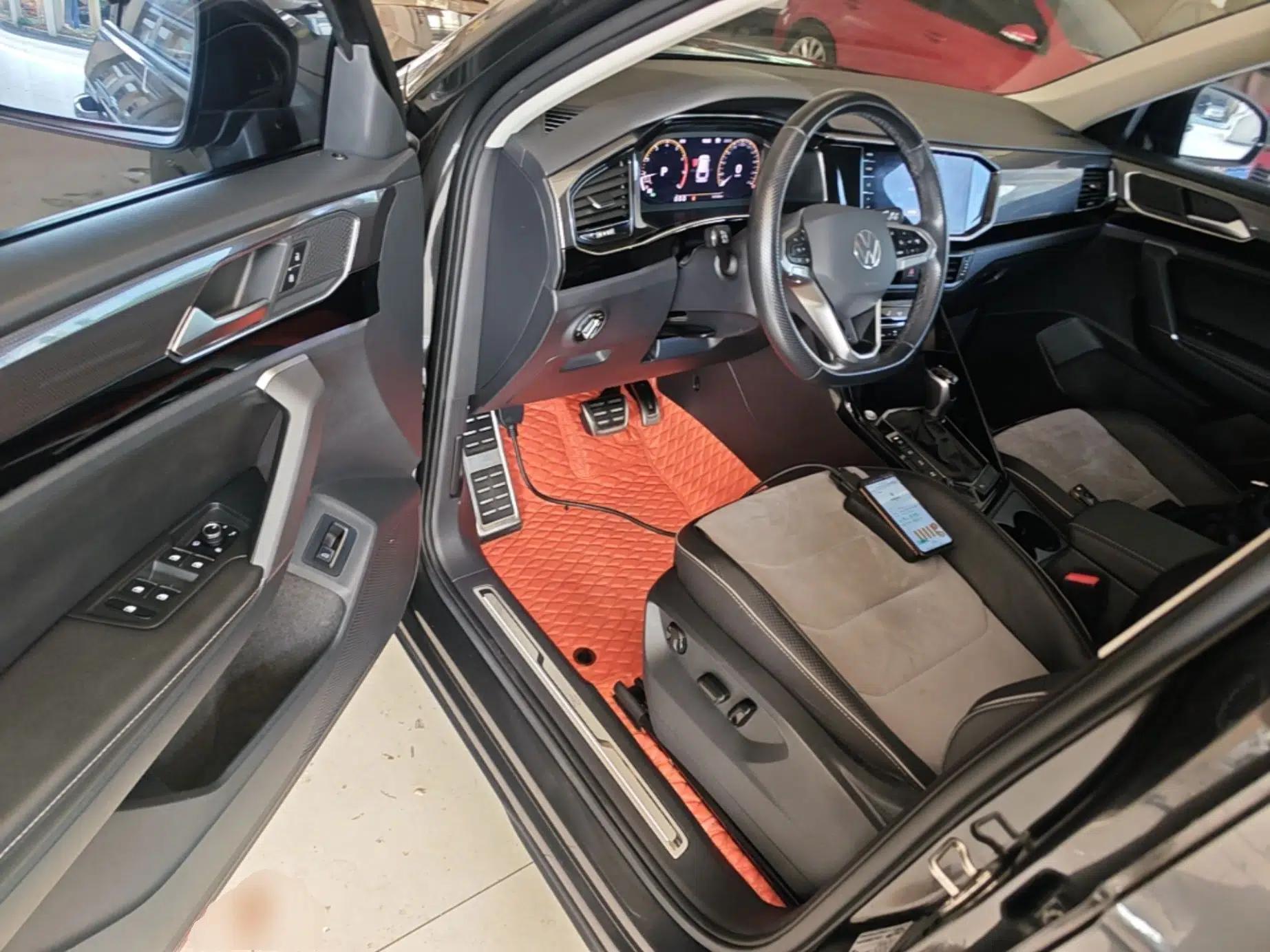 Volkswagen Tayron X 2020 330TSI Two-Wheel Drive Luxury Smart Connectivity Version — миниатюра 19