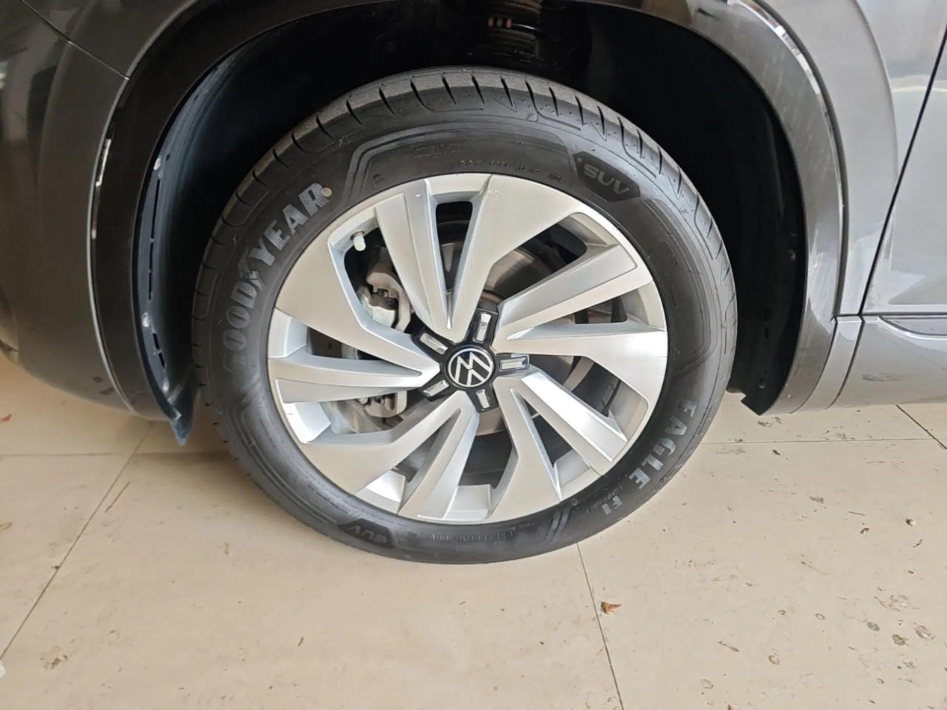 Volkswagen Tayron X 2020 330TSI Two-Wheel Drive Luxury Smart Connectivity Version — миниатюра 8