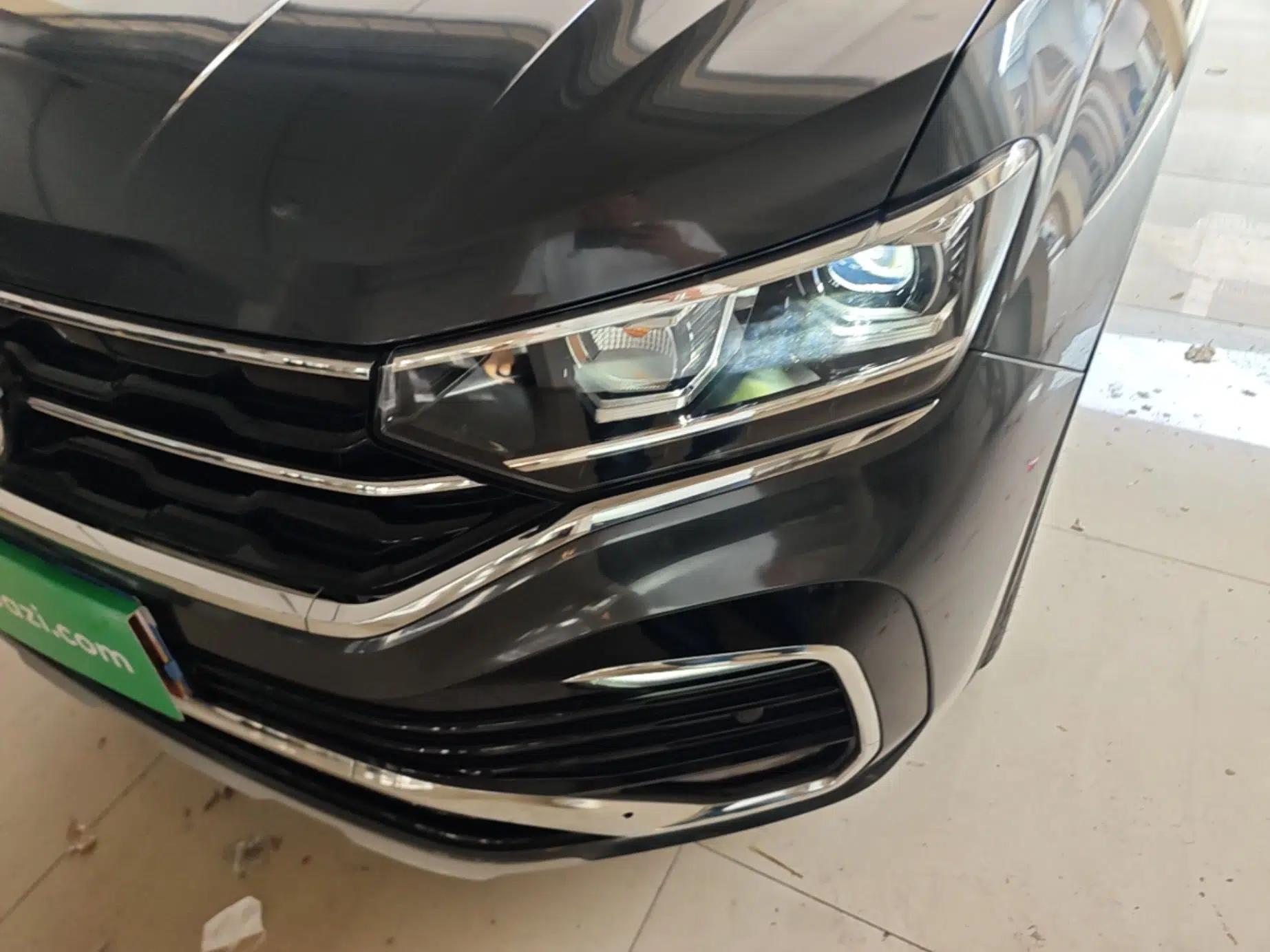 Volkswagen Tayron X 2020 330TSI Two-Wheel Drive Luxury Smart Connectivity Version — миниатюра 9