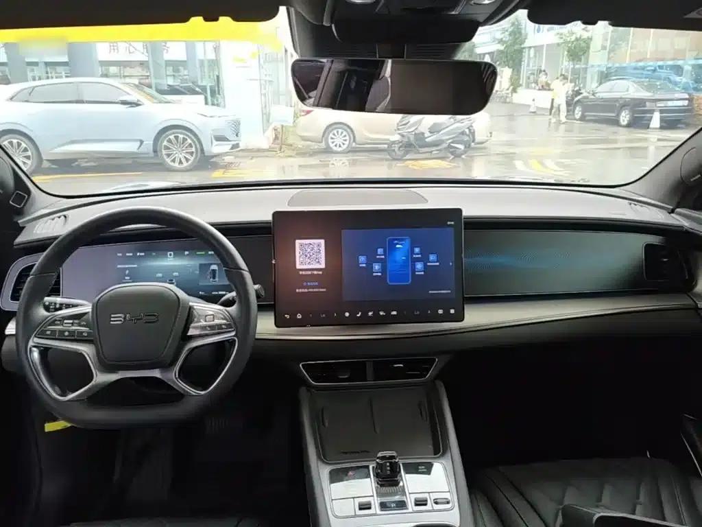 Hiace 07 EV 2024 Model 610 Long Range Version — миниатюра 10