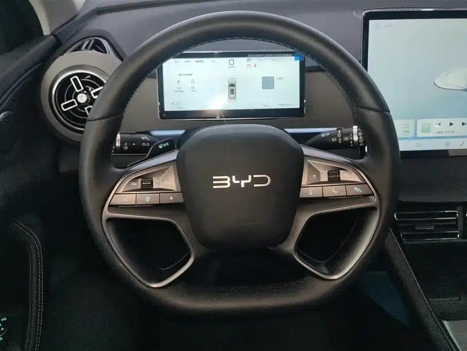 Hiace 05 DM-i 2025 DM-i Intelligent Driving Edition 115KM Flagship Model — миниатюра 15