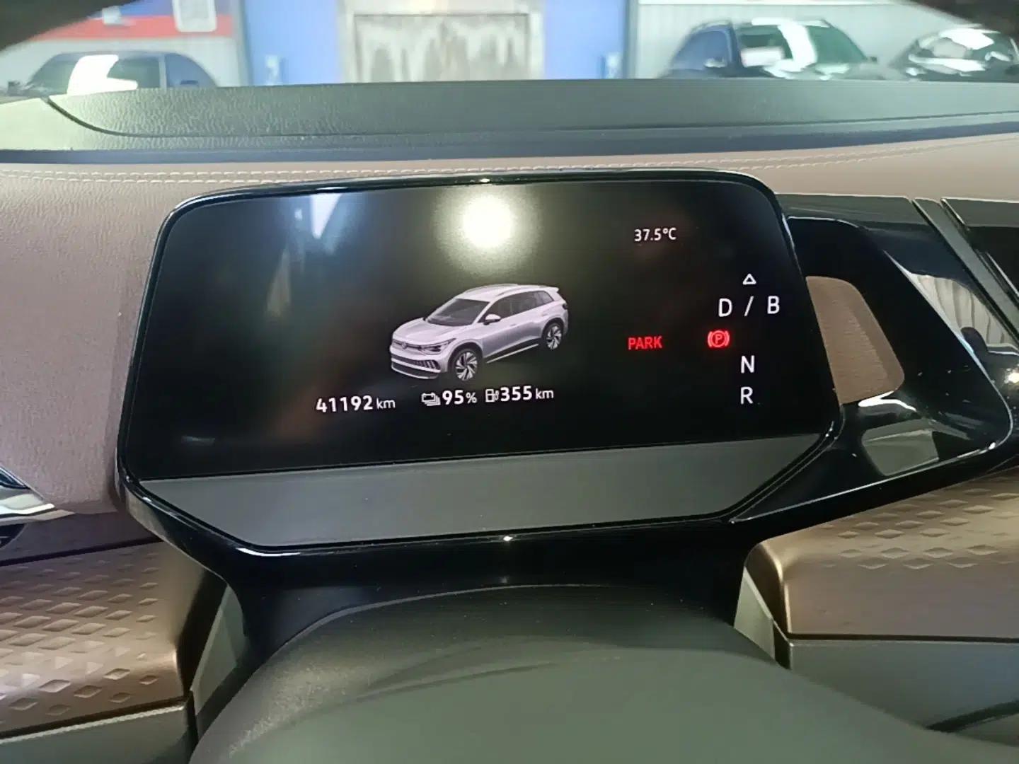 Volkswagen ID.6 X 2022 Smart Enjoyment Long-Range Edition — миниатюра 14