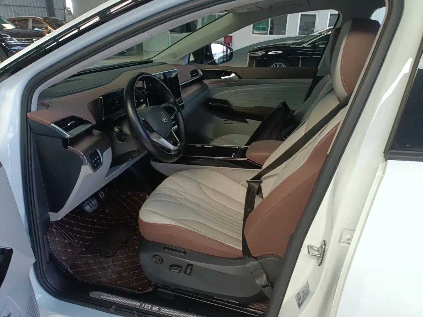 Volkswagen ID.6 X 2022 Smart Enjoyment Long-Range Edition — миниатюра 17