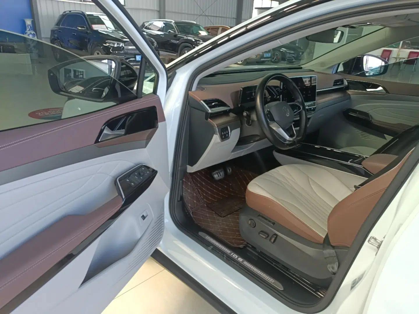 Volkswagen ID.6 X 2022 Smart Enjoyment Long-Range Edition — миниатюра 18