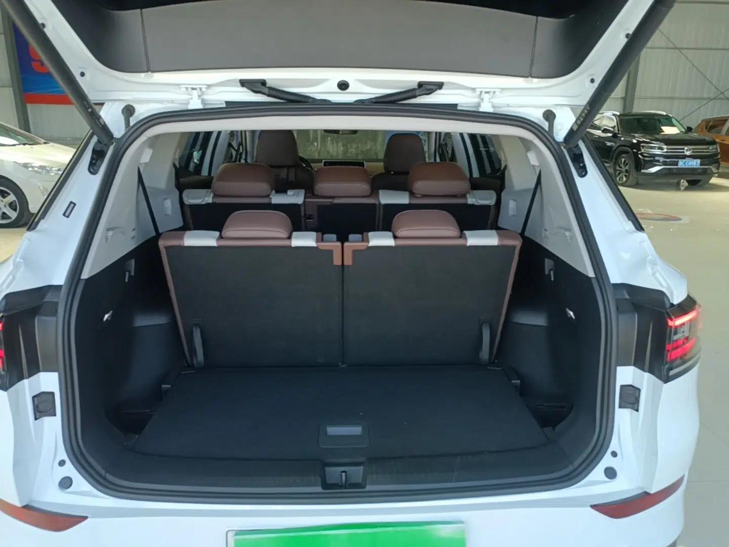 Volkswagen ID.6 X 2022 Smart Enjoyment Long-Range Edition — миниатюра 21