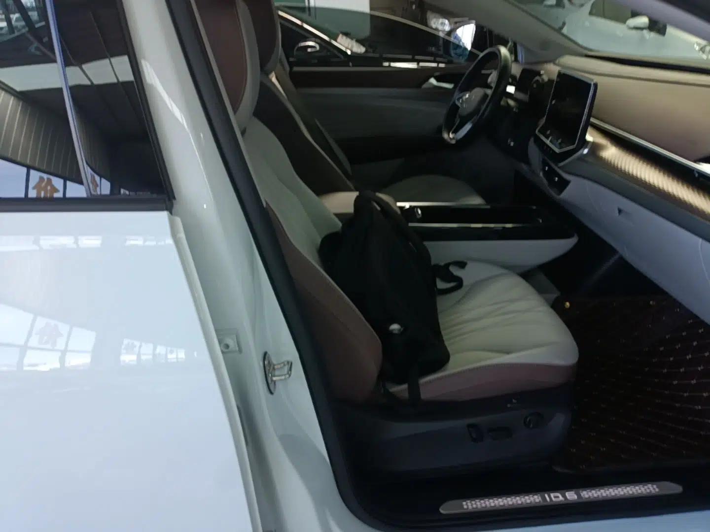 Volkswagen ID.6 X 2022 Smart Enjoyment Long-Range Edition — миниатюра 23