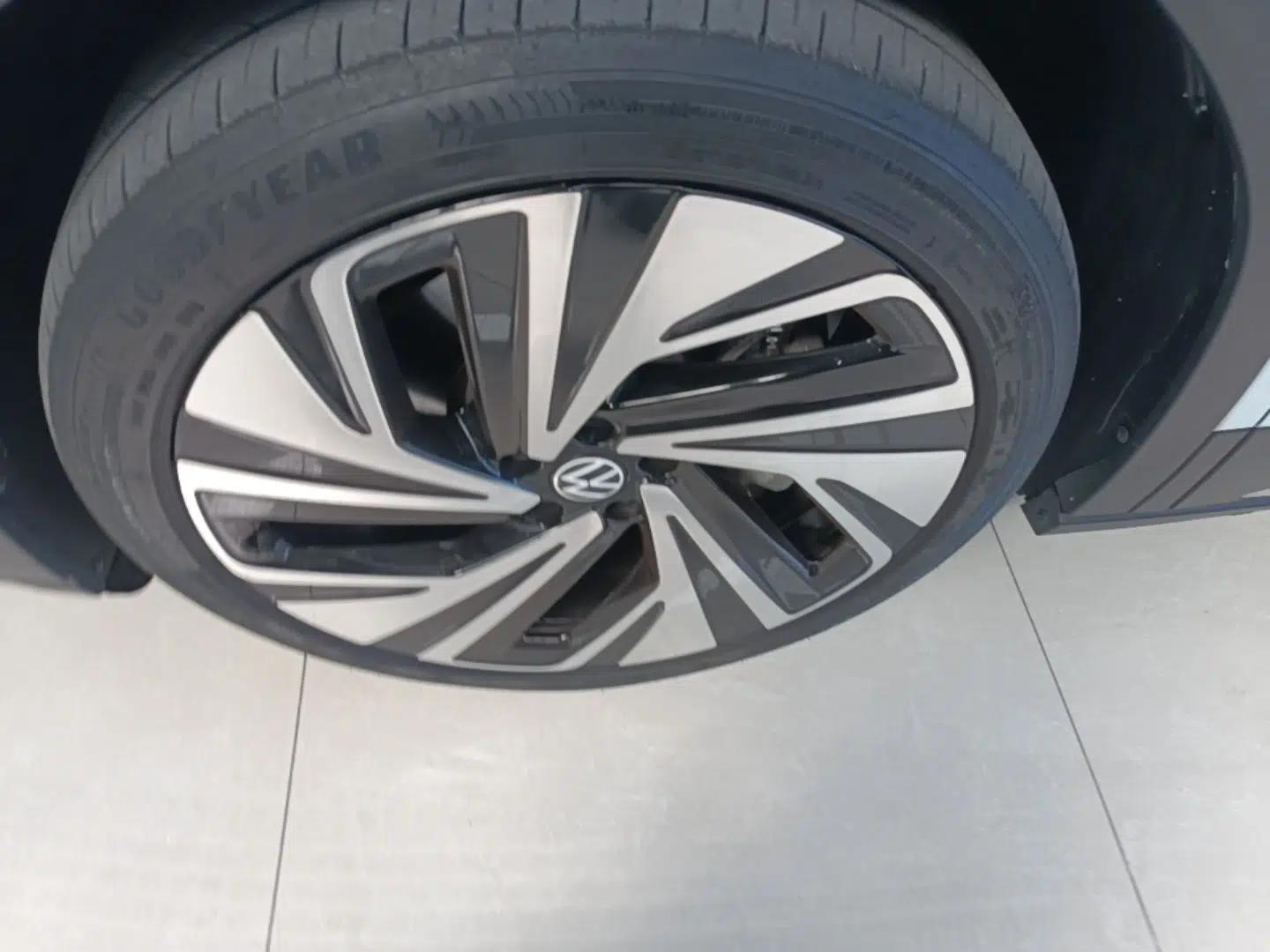 Volkswagen ID.6 X 2022 Smart Enjoyment Long-Range Edition — миниатюра 9