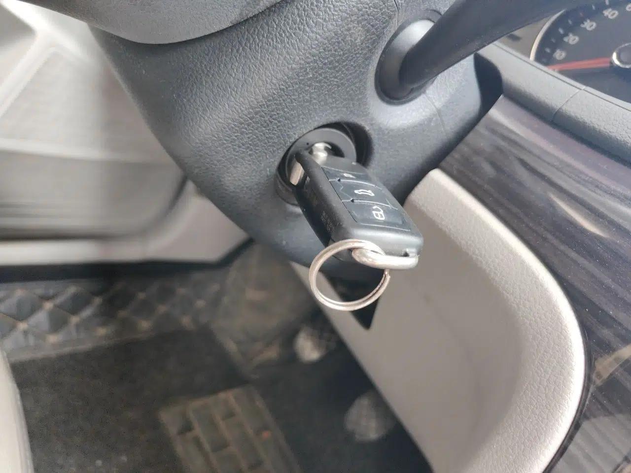 Volkswagen Gran Lavida 2013 1.4 TSI Manual Comfort Model — миниатюра 9