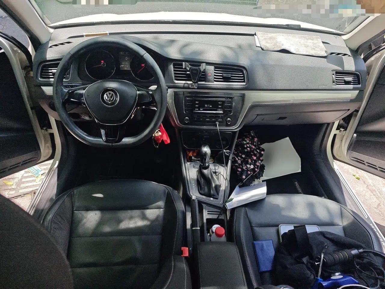 Volkswagen Gran Lavida 2015 1.6L Automatic Comfort Edition — миниатюра 10