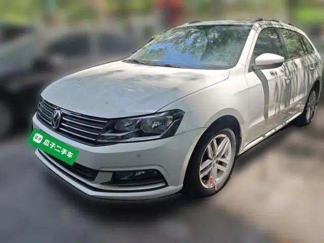 Volkswagen Gran Lavida 2015 1.6L Automatic Comfort Edition