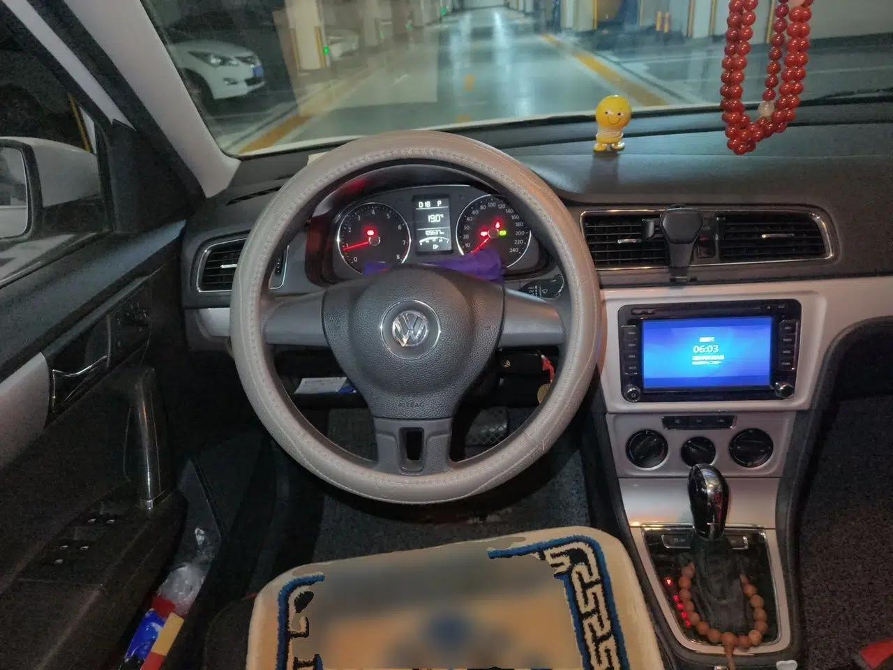 Volkswagen Gran Lavida 2013 1.6L Automatic Comfort Model — миниатюра 11