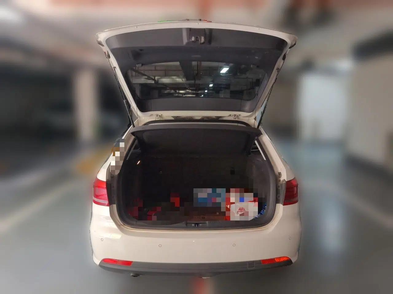 Volkswagen Gran Lavida 2013 1.6L Automatic Comfort Model — миниатюра 20