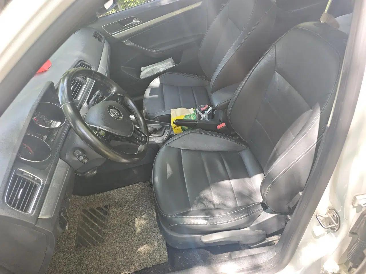 Volkswagen Gran Lavida 2015 1.6L Automatic Comfort Edition — миниатюра 16