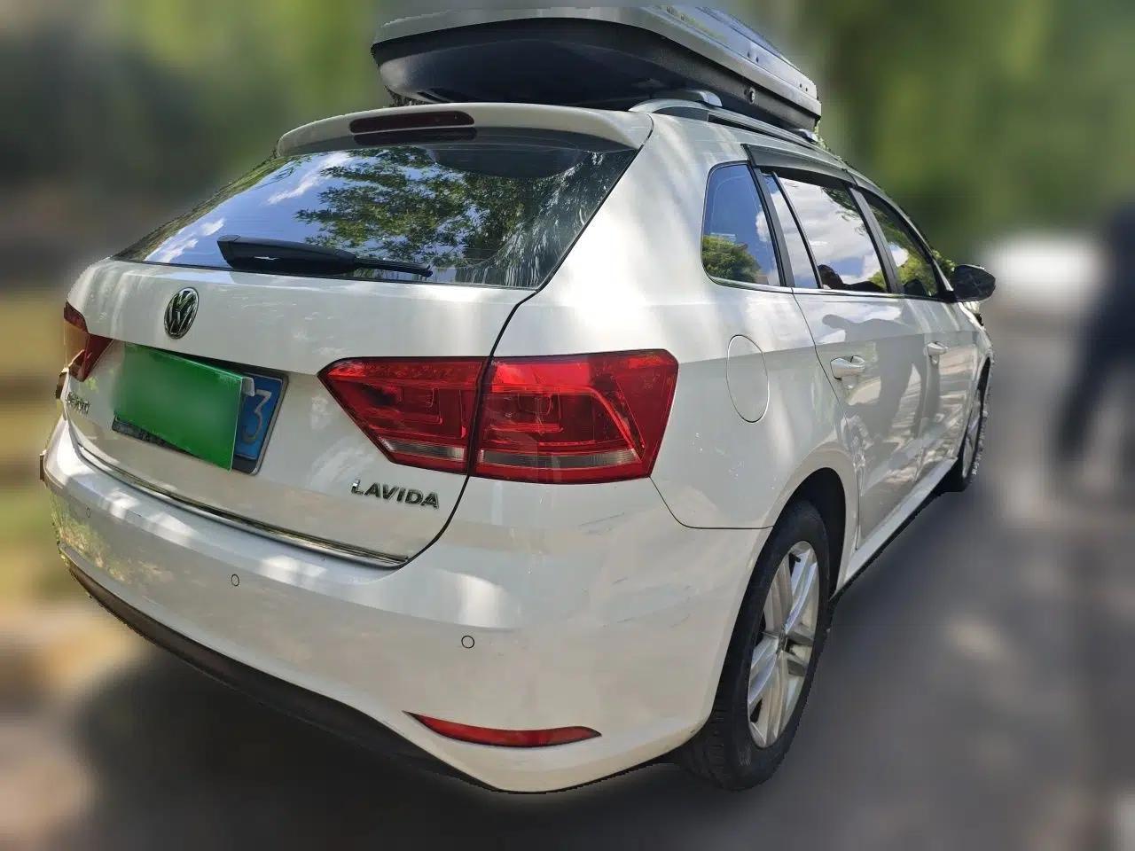 Volkswagen Gran Lavida 2015 1.6L Automatic Comfort Edition — миниатюра 6