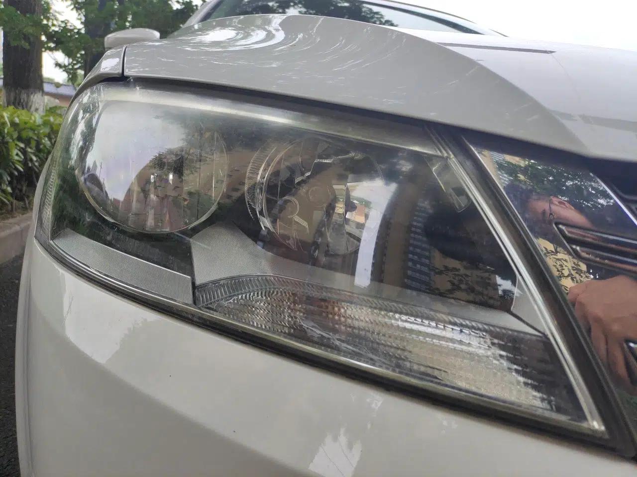 Volkswagen Gran Lavida 2013 1.6L Automatic Luxury Model — миниатюра 7