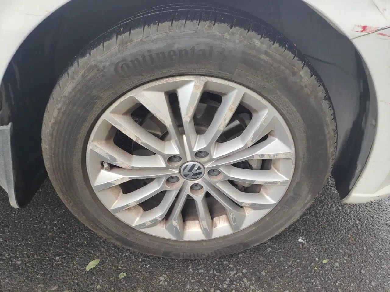 Volkswagen Gran Lavida 2013 1.6L Automatic Luxury Model — миниатюра 8