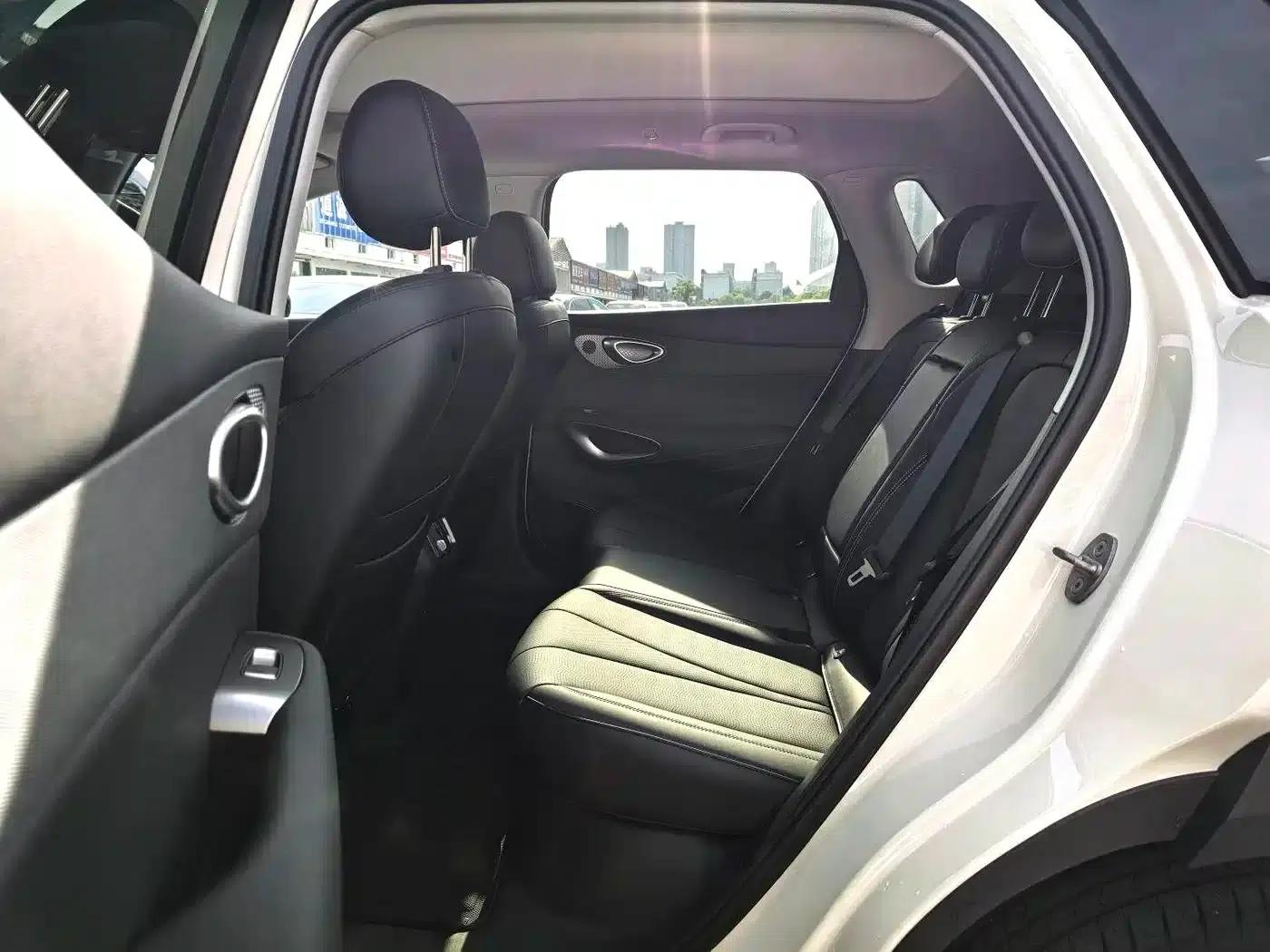 Hiace 05 EV 2025 520KM Flagship Intelligent Navigation Edition — миниатюра 6