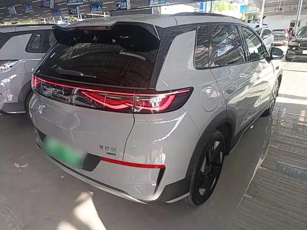 Hiace 05 EV 2025 520KM Flagship Intelligent Navigation Edition — миниатюра 7