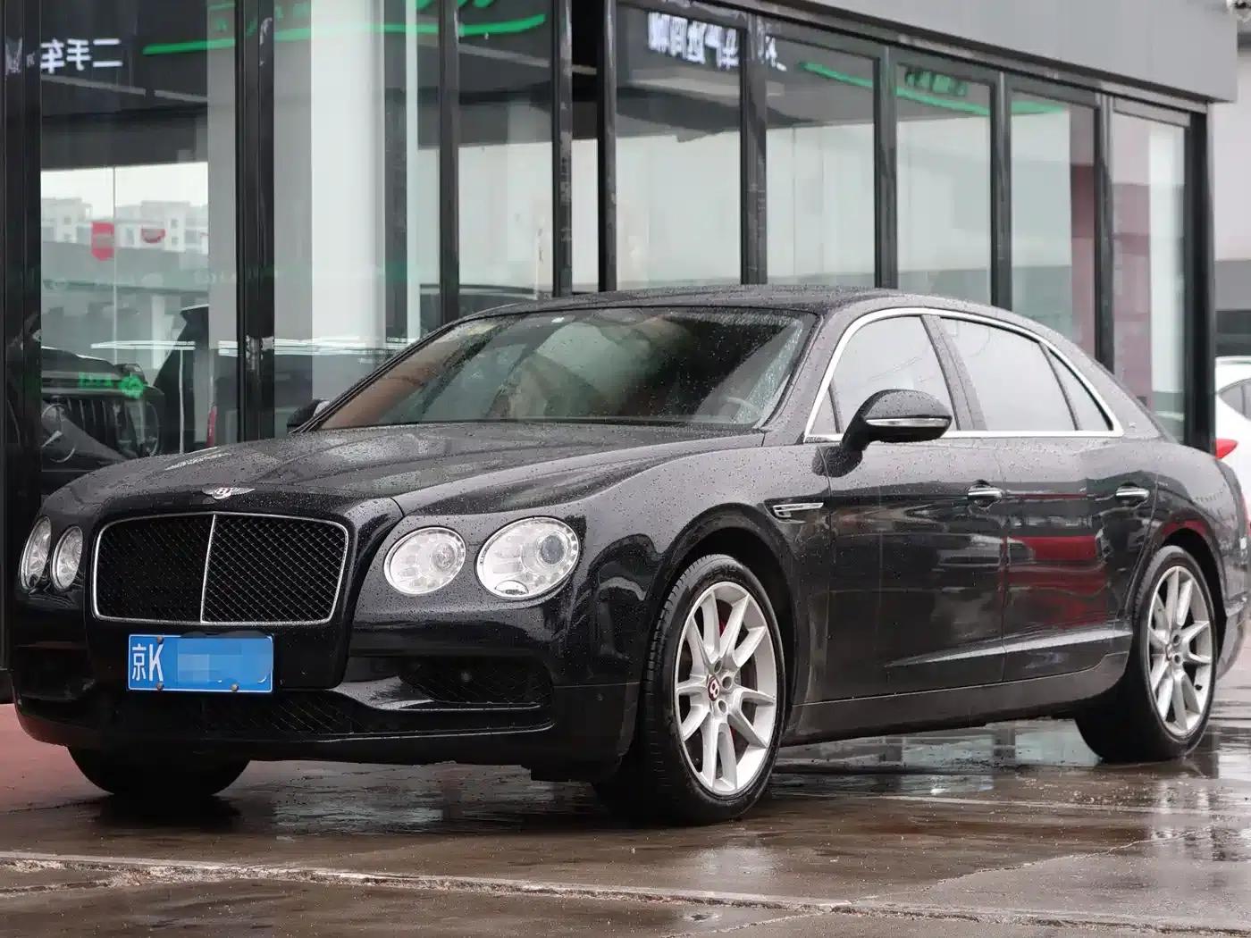 2017 Mercedes-Benz Flying Spur 4.0T V8 S Standard Edition — миниатюра 1