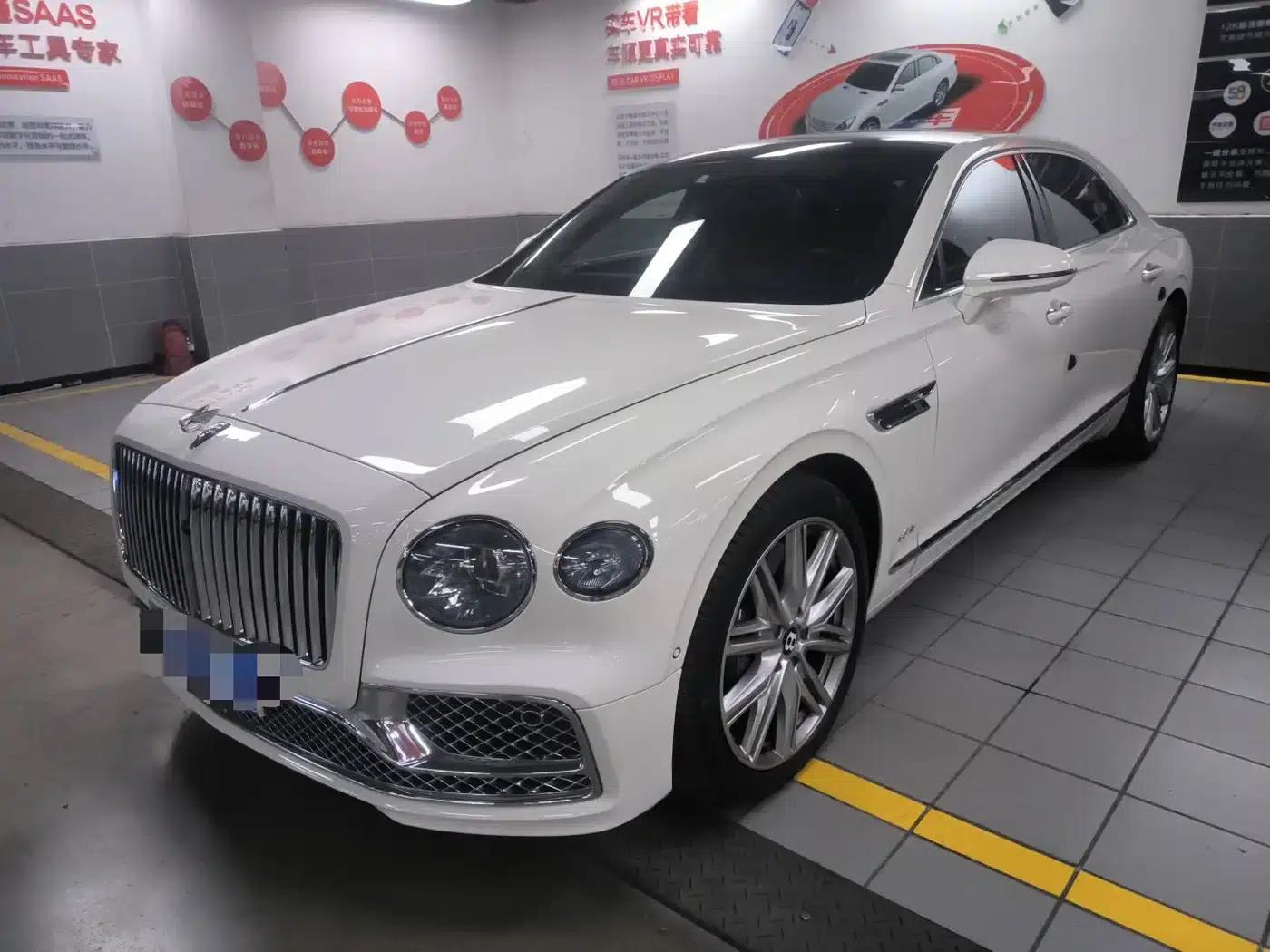Flying Spur 2020 6.0T W12 Standard Edition — миниатюра 2
