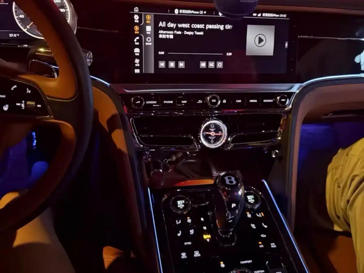 Flying Spur 2020 6.0T W12 Standard Edition — миниатюра 9