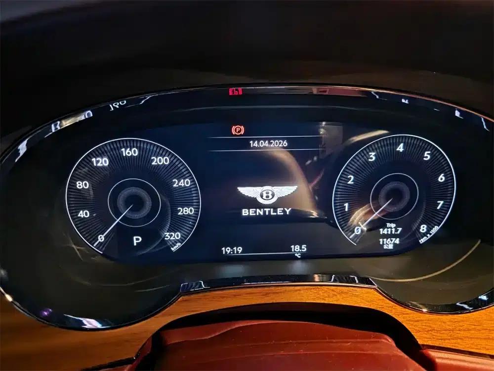 Bentayga 2021 4.0T V8 — миниатюра 3