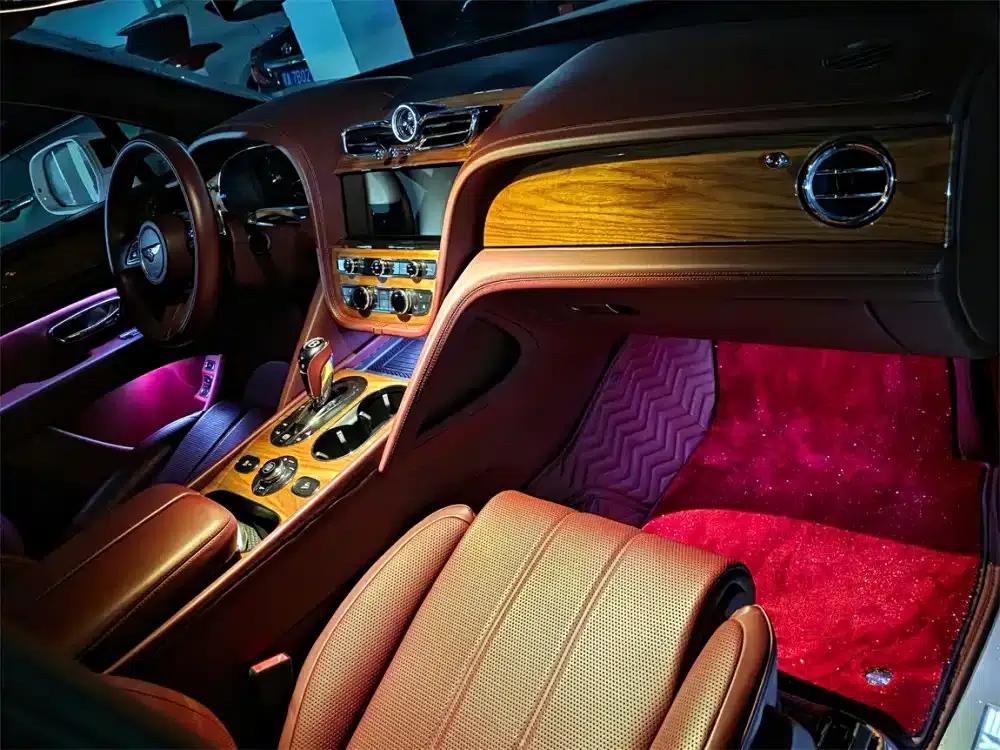 Bentayga 2021 4.0T V8 — миниатюра 6