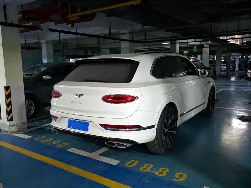 Bentayga 2021 4.0T V8 — миниатюра 9