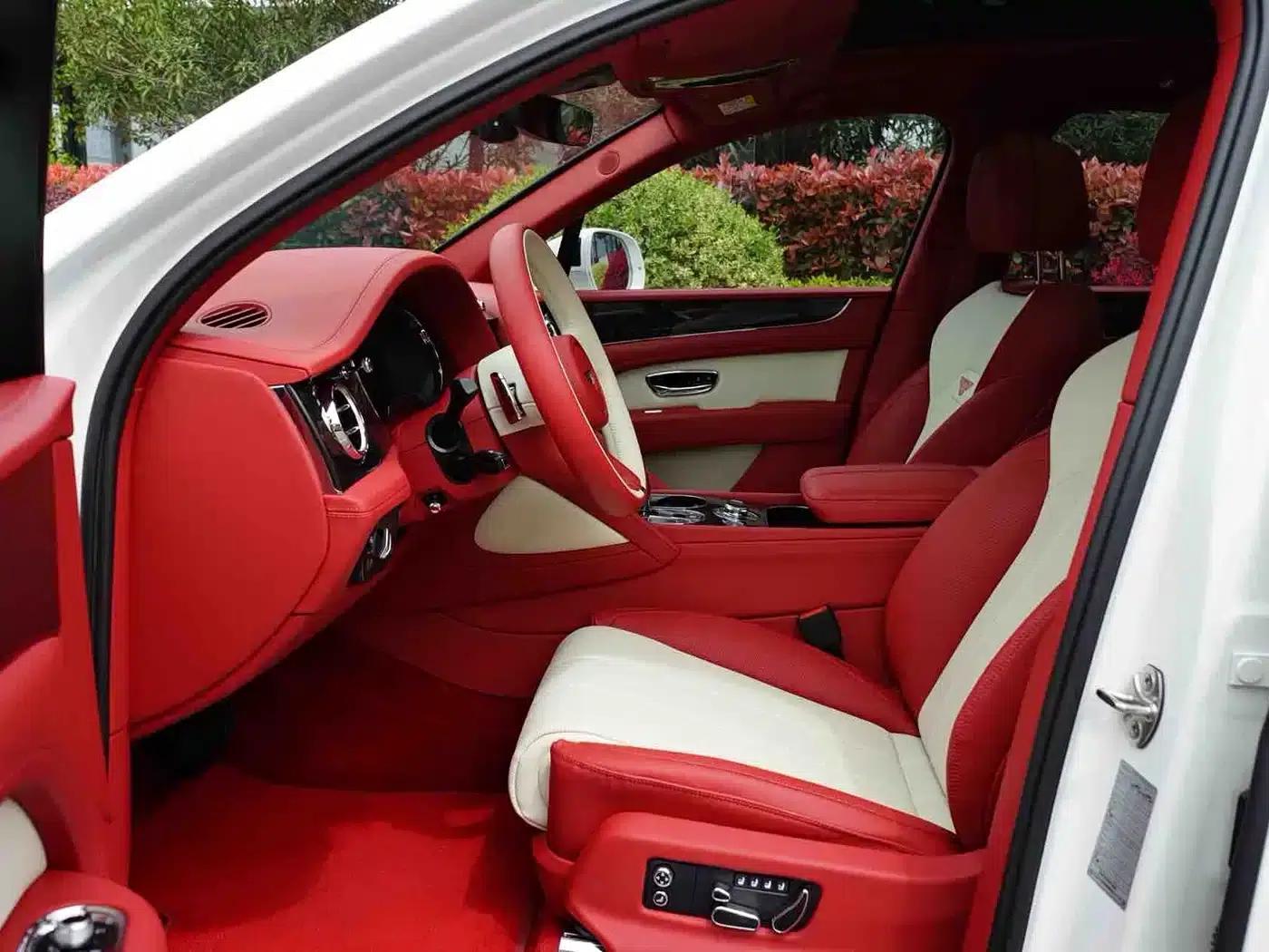 Bentayga 2022 4.0T V8 — миниатюра 6