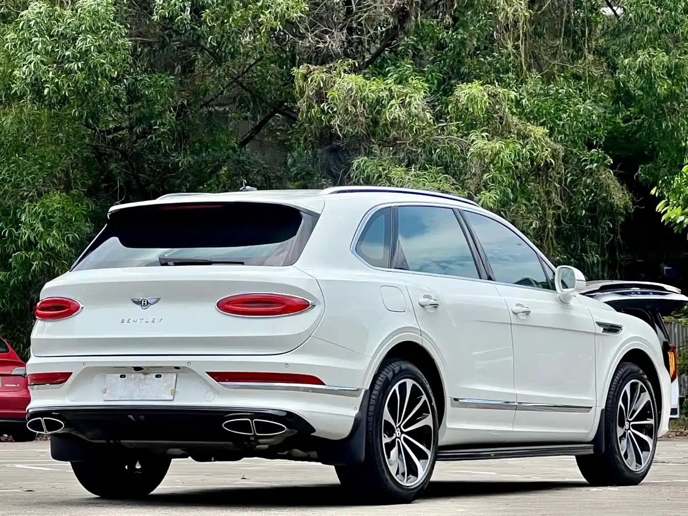Bentayga 2021 4.0T V8 — миниатюра 4