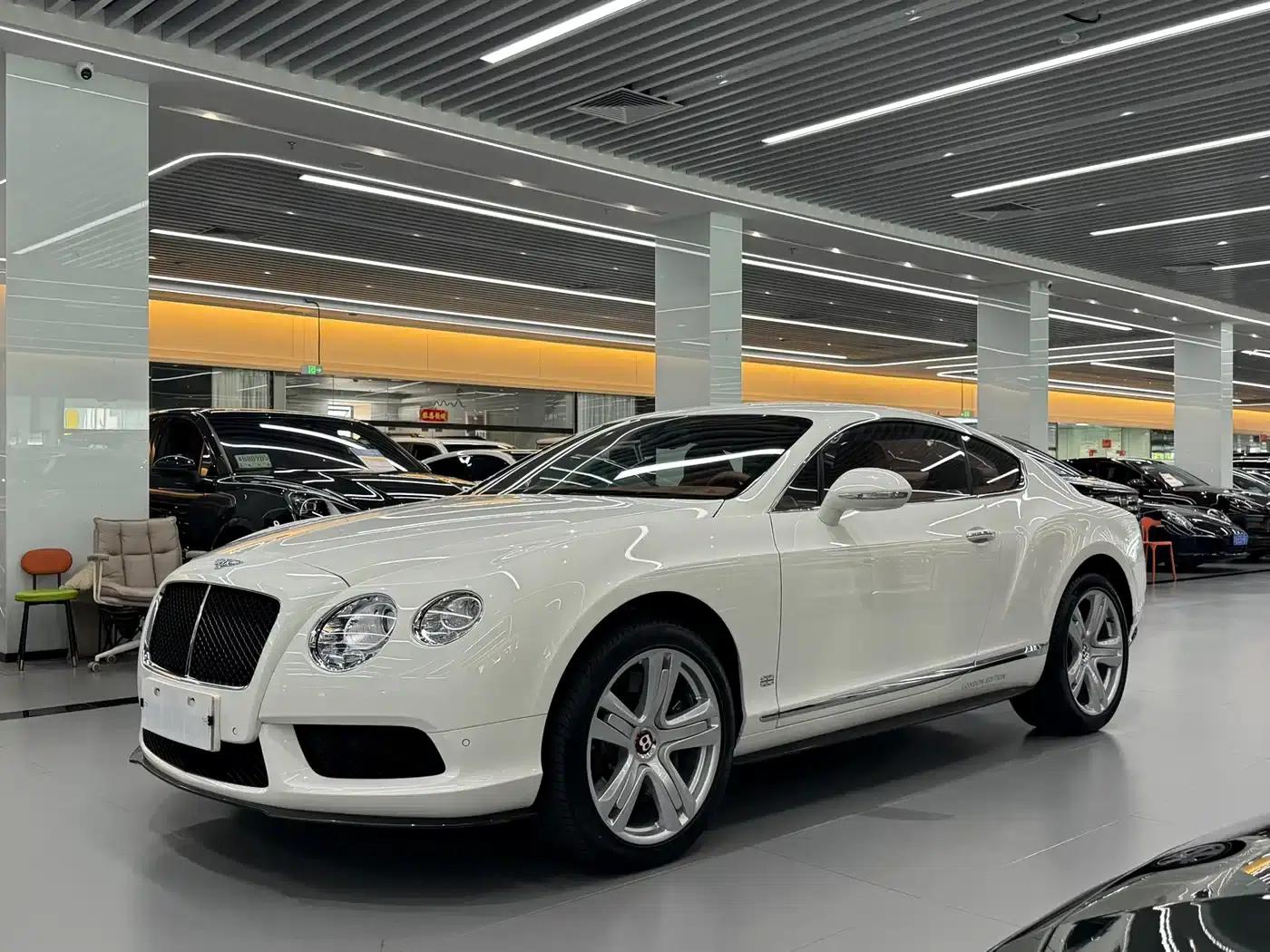 2015 Continental 4.0T GT V8 Standard Edition — миниатюра 1