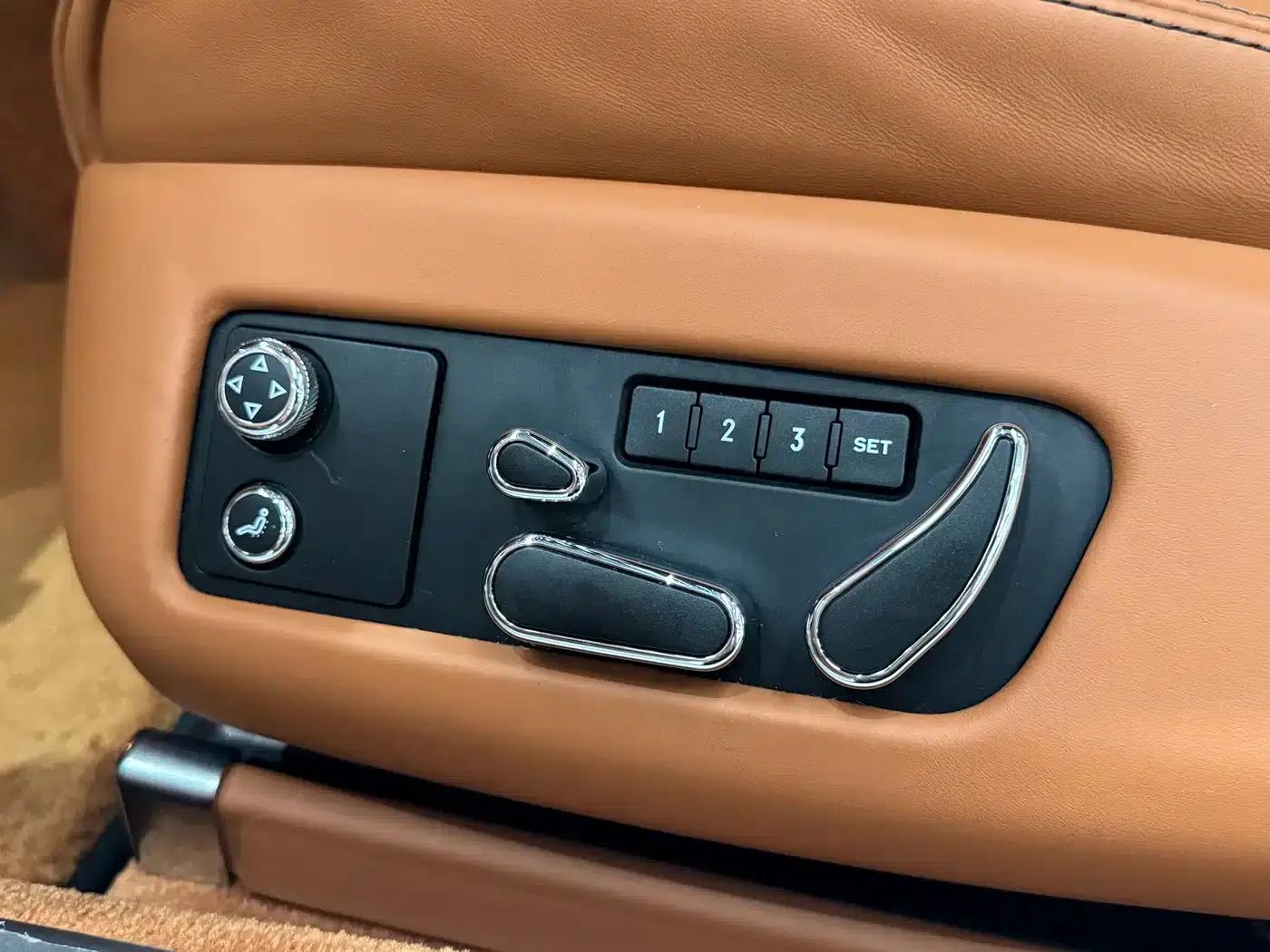 2015 Continental 4.0T GT V8 Standard Edition — миниатюра 12