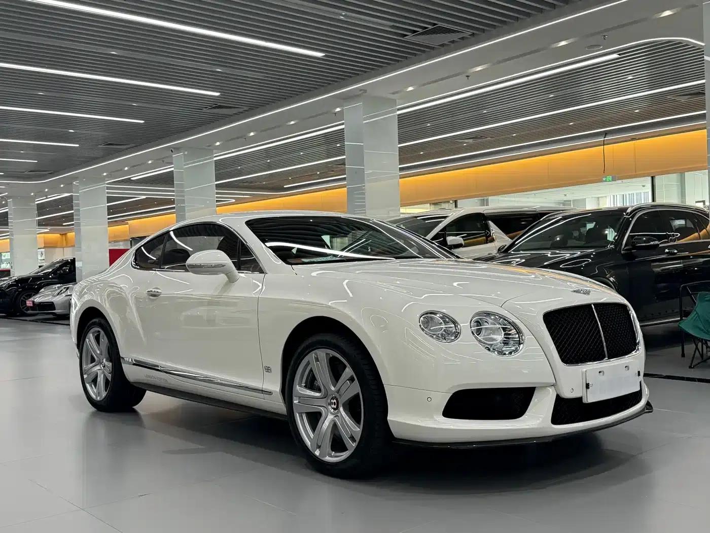 2015 Continental 4.0T GT V8 Standard Edition — миниатюра 3