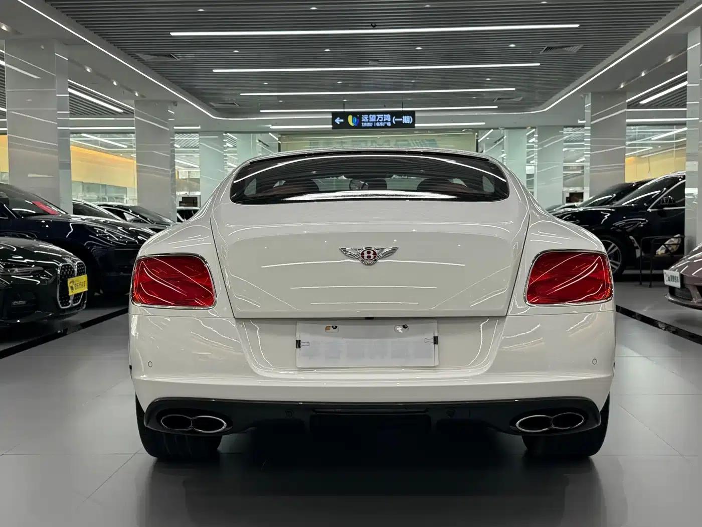 2015 Continental 4.0T GT V8 Standard Edition — миниатюра 5