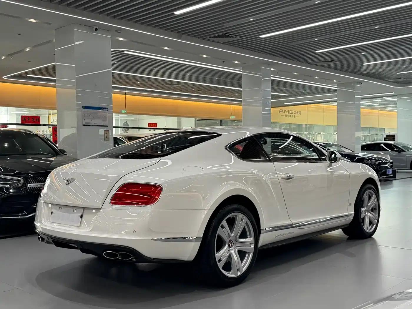 2015 Continental 4.0T GT V8 Standard Edition — миниатюра 6
