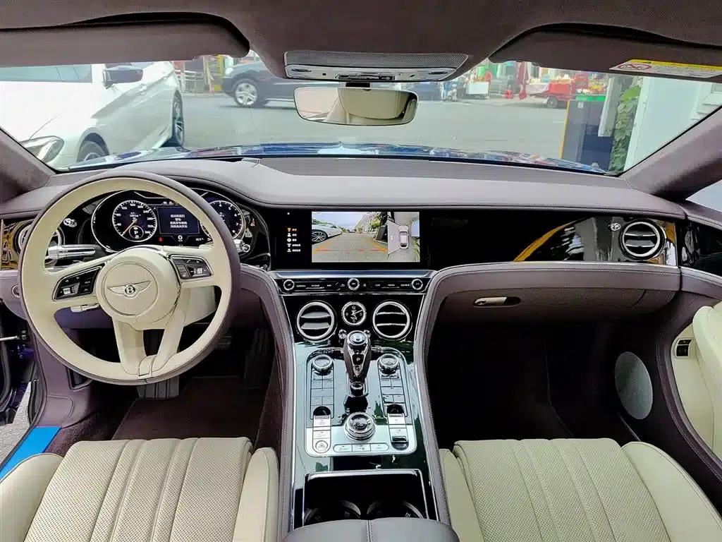 2024 Continental 4.0T GT V8 — миниатюра 9