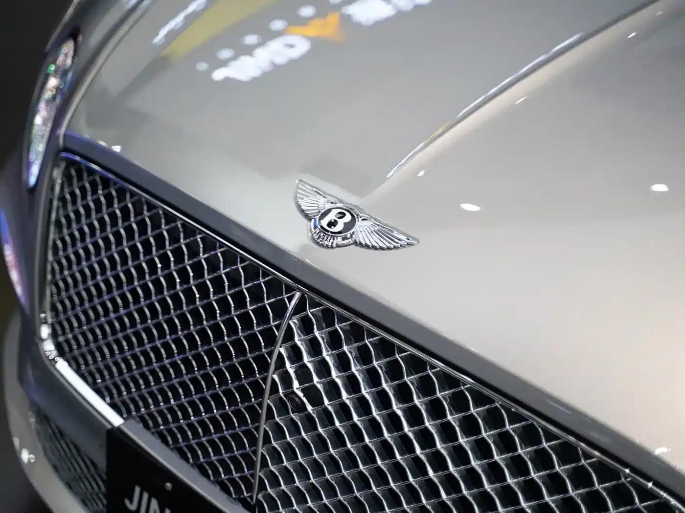 2022 Continental 6.0T GT W12 Mulliner Convertible — миниатюра 19