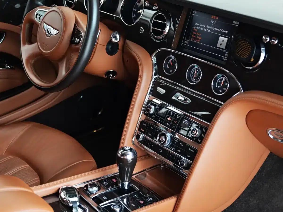 2013 Mulsanne 6.8T Mulliner Special Edition — миниатюра 16