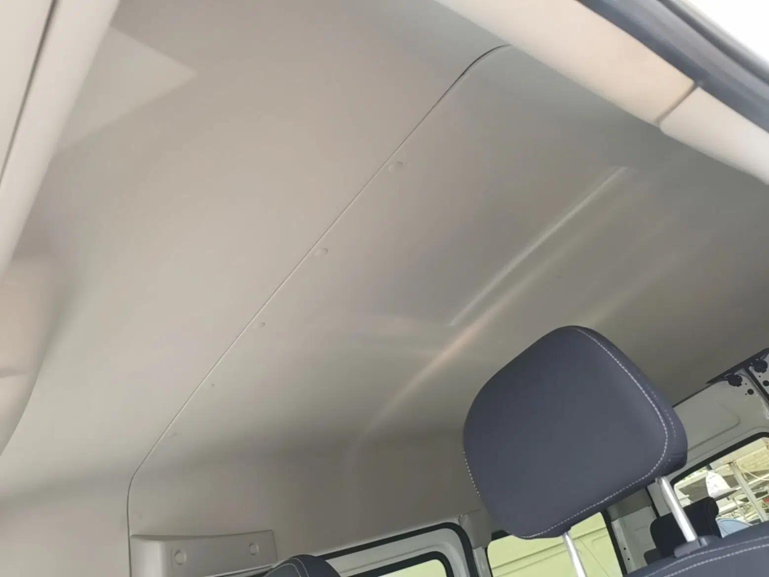 SAIC MAXUS Xintu V80 2023 2.0T AMT Classic Aoyuntong Short Wheelbase Mid-Roof 5/6-Seater — миниатюра 21