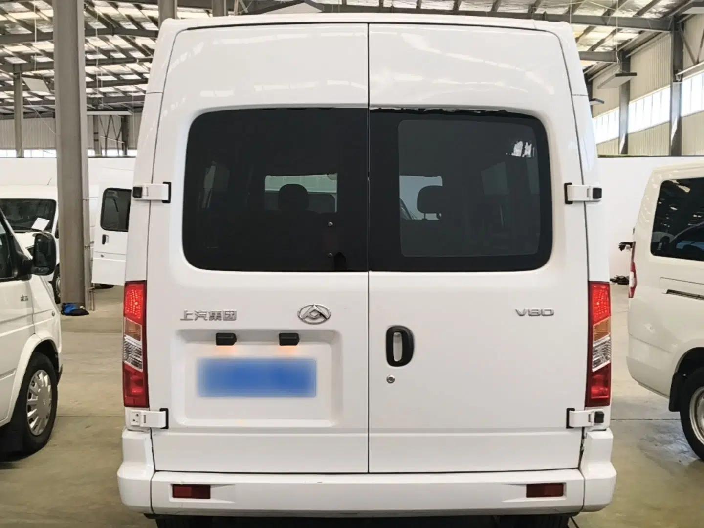 SAIC MAXUS Xintu V80 2024 Aotuntong Value Edition 6MT Short Wheelbase Mid-Height Roof 127 Ps 5/6 Seats — миниатюра 5