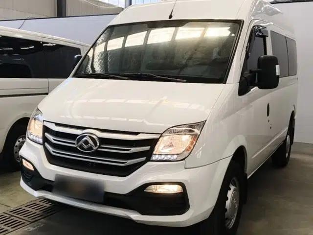 SAIC MAXUS Xintu V80 2024 Aotuntong Value Edition 6MT Short Wheelbase Mid-Height Roof 127 Ps 5/6 Seats