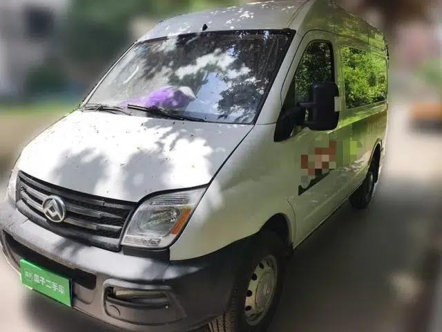 SAIC MAXUS Xintu V80 2019 2.5T Classic Edition 6-Speed Manual – Aoyuntong Modified Version Short Wheelbase Mid-Height Roof 5/6 Seats