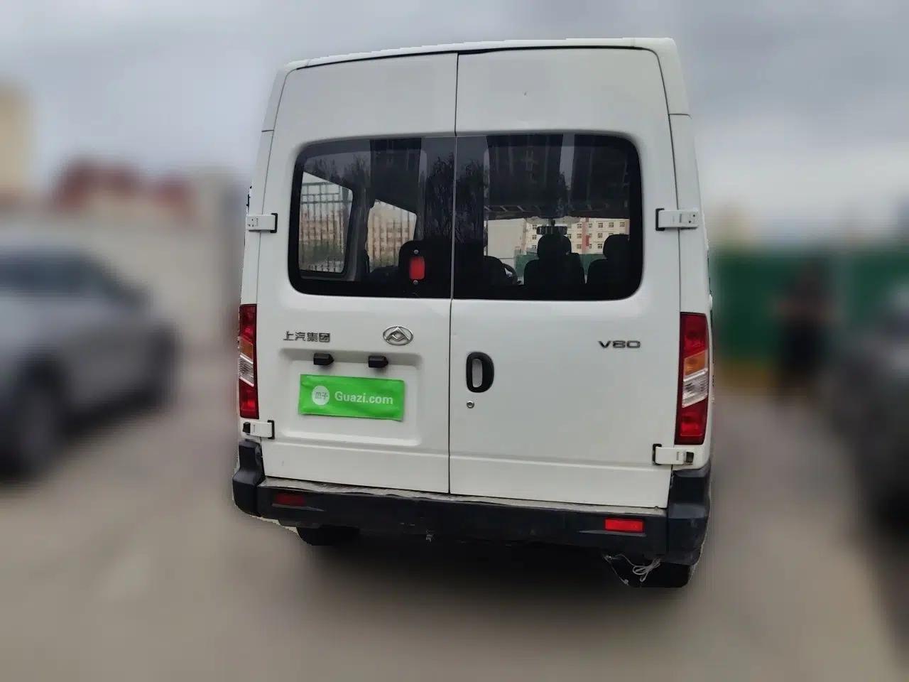 SAIC MAXUS Xintu V80 2020 2.5T Manual Classic City Delivery King Short Wheelbase Ultra-Low Roof 2/3 Seats — миниатюра 5