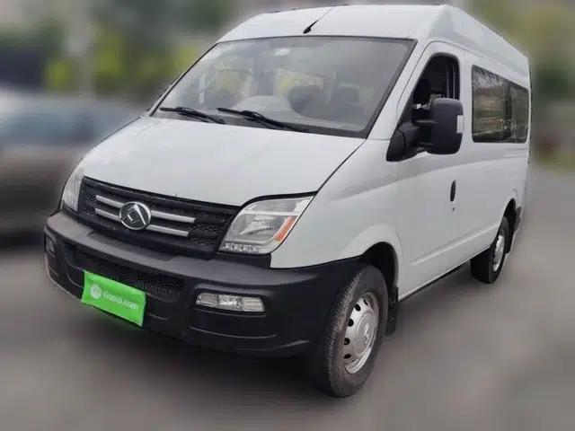 SAIC MAXUS Xintu V80 2020 2.5T Manual Classic City Delivery King Short Wheelbase Ultra-Low Roof 2/3 Seats