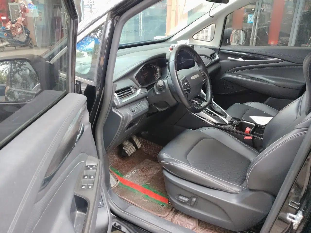 SAIC MAXUS G50 2020 1.5T Automatic Luxury Edition — миниатюра 17