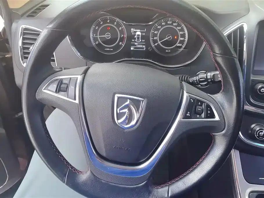 Baojun 560 2015 1.8L Manual Deluxe Edition — миниатюра 15