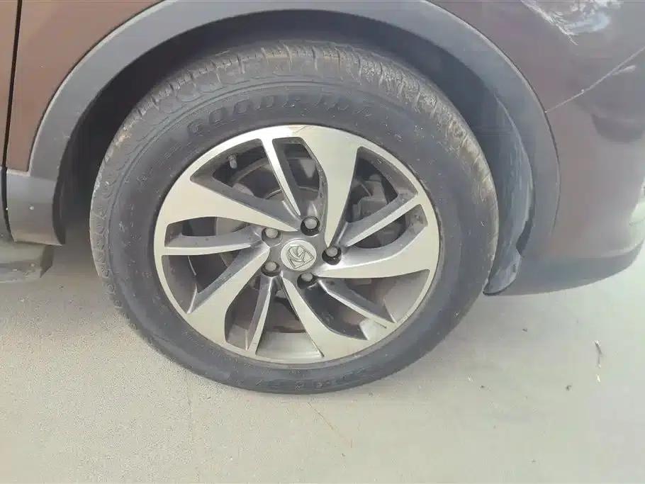 Baojun 560 2015 1.8L Manual Deluxe Edition — миниатюра 6